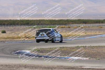 media/Oct-04-2025-OnGrid (Sat) [[44bd565ffa]]/Purple Group/Grapevine/